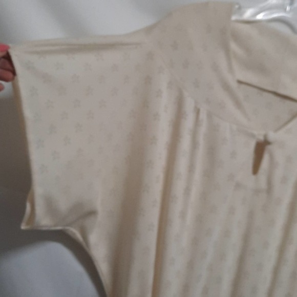 VTG Handmade Ivory Floral print angel sleeve dress - Picture 3 of 4